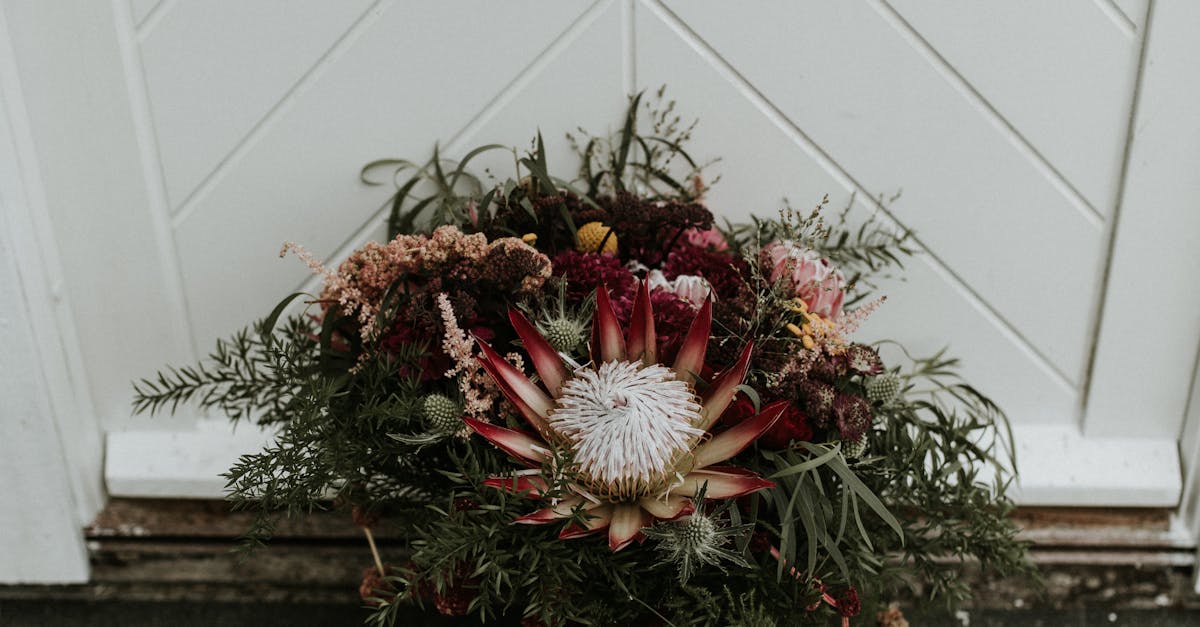 Embracing Nostalgia: Vintage Floral Trends for Gold Coast Weddings