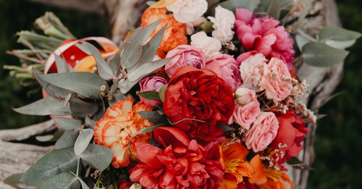 How to Choose Minimalist Floral Elements That Make a Statement